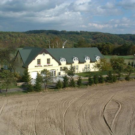 Křivoklát Hotel Kolonie מראה חיצוני תמונה