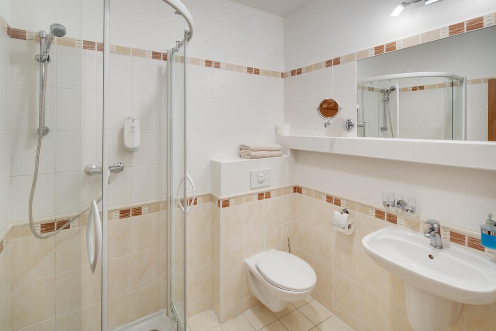 Křivoklát Hotel Kolonie מראה חיצוני תמונה
