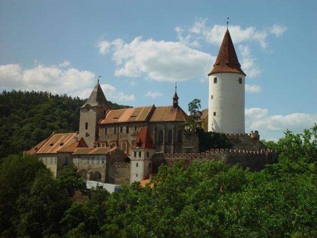 Křivoklát Hotel Kolonie מראה חיצוני תמונה